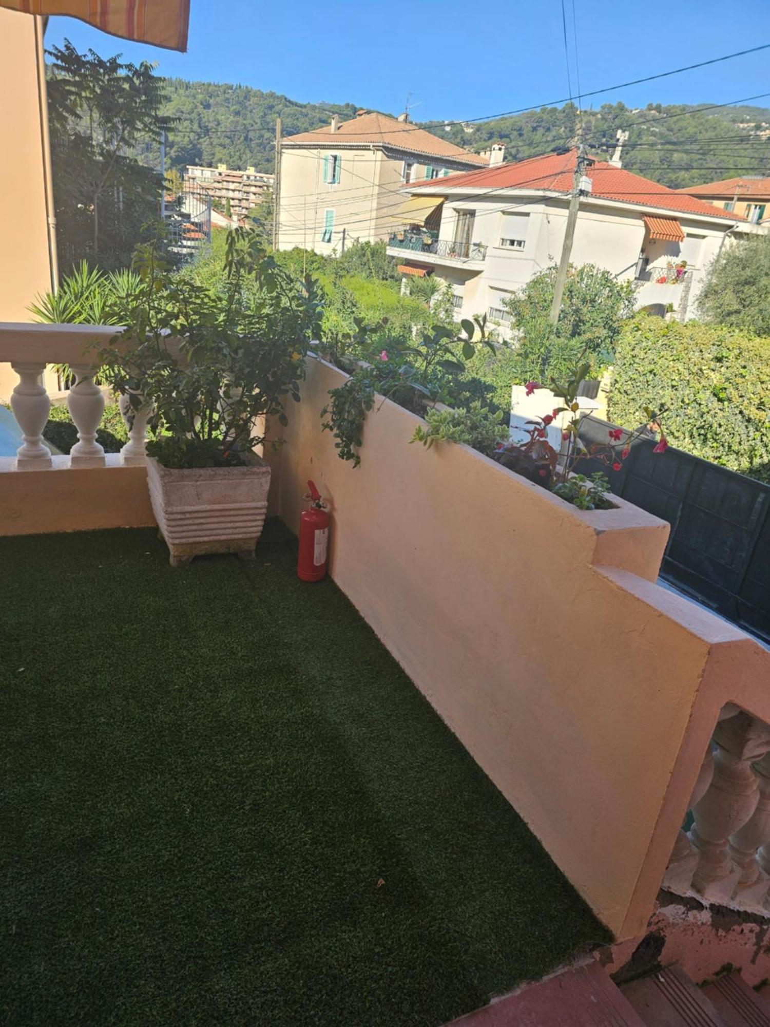 Studio 3 A La Trinite Proche De Nice 10 Mn, Monaco 15 Mn Et L'Italie 30 Mn المظهر الخارجي الصورة